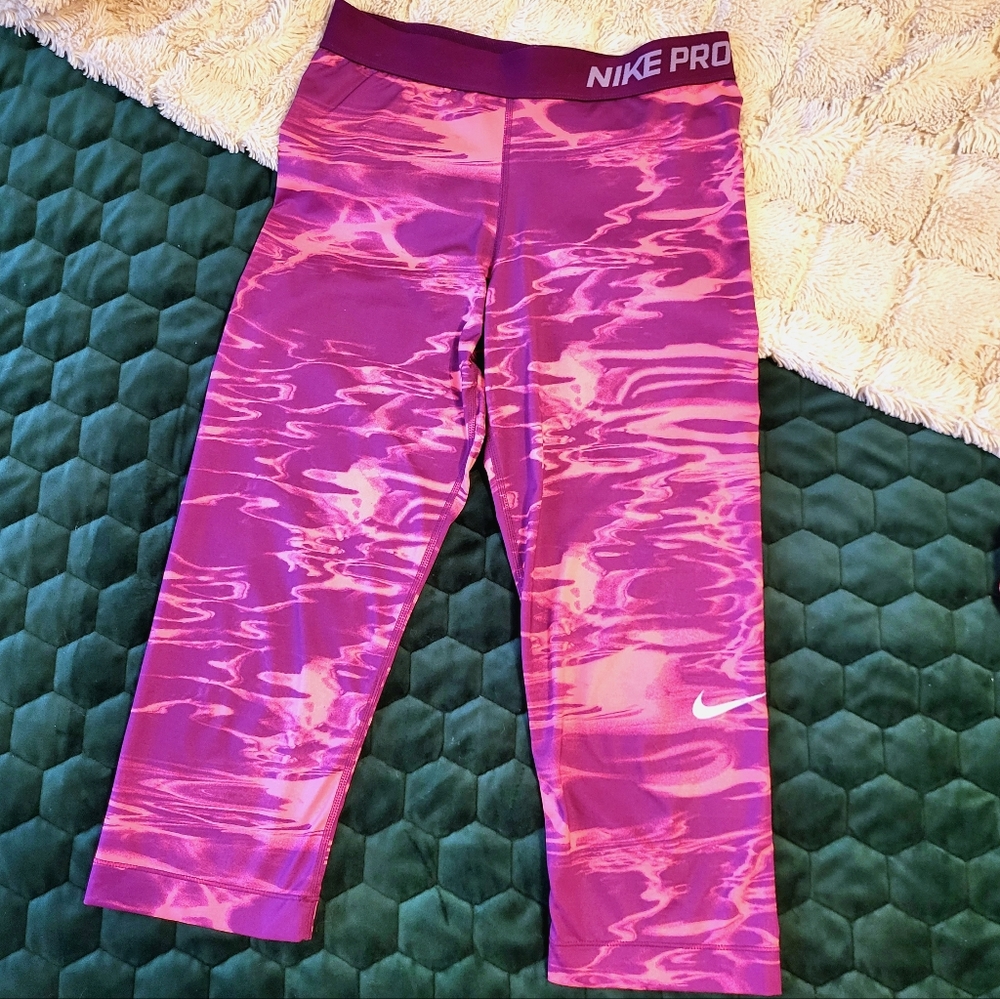 Nike Pro Pink & Purple Patterned Leggings